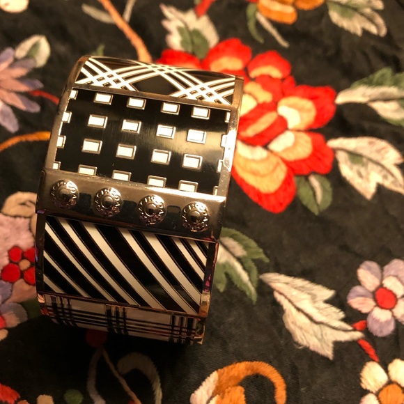 Gorgeous Coach Black Silver White Geometric Type Design Bangle Bracelet - Picture 2 of 7